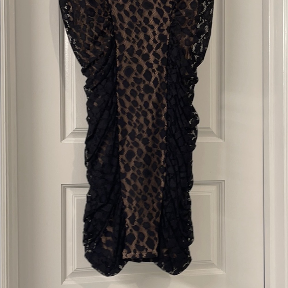 Dress - Picture 2 of 4